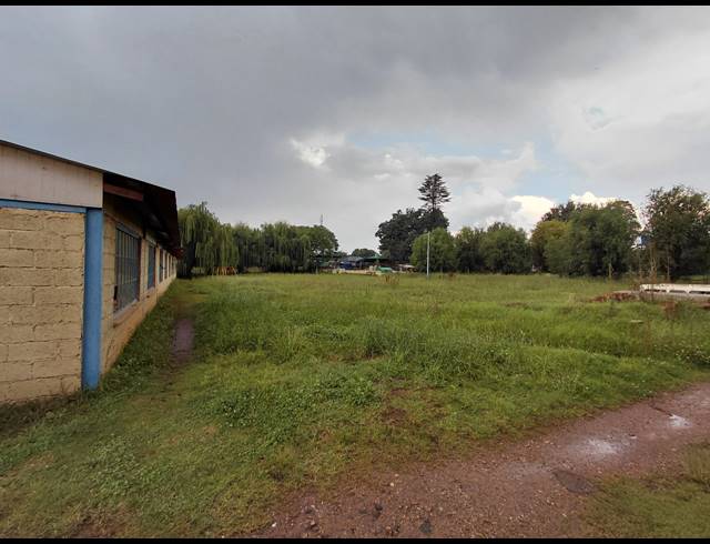 16,700M² VACANT LAND FOR SALE IN POMONA